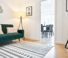 United Kingdom England Oldbrook vacation rental compare prices direct by owner 32631262