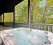 United States Tennessee Sevierville vacation rental compare prices direct by owner 37835071
