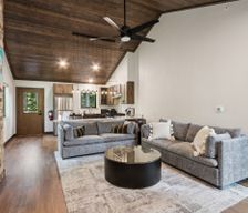 United States Wisconsin Lake Delton vacation rental compare prices direct by owner 37800544