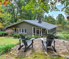 United States North Carolina Hendersonville vacation rental compare prices direct by owner 37894986