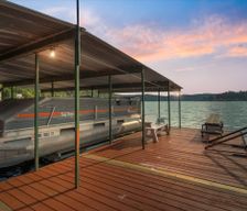 United States Missouri Camdenton vacation rental compare prices direct by owner 37989244