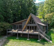 United States North Carolina Weaverville vacation rental compare prices direct by owner 38087480