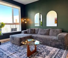 United States California Santa Ana vacation rental compare prices direct by owner 38291471