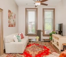 United States Wisconsin Oshkosh vacation rental compare prices direct by owner 38417048