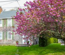 United States Massachusetts Oak Bluffs vacation rental compare prices direct by owner 184066