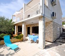 Croatia HR Okrug Gornji vacation rental compare prices direct by owner 24905264