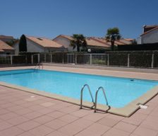 France Nouvelle-Aquitaine Vaux-sur-Mer vacation rental compare prices direct by owner 19818449