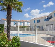 France Nouvelle-Aquitaine Vaux-sur-Mer vacation rental compare prices direct by owner 13047653