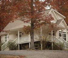 United States Arkansas Mena vacation rental compare prices direct by owner 11457925