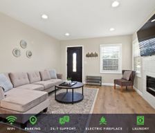 United States California Pomona vacation rental compare prices direct by owner 32292328
