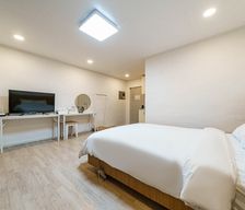 South Korea Gangwon Province Sokcho-si vacation rental compare prices direct by owner 14180609