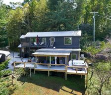 United States North Carolina Hendersonville vacation rental compare prices direct by owner 32756190