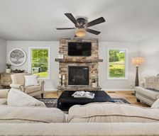 United States Illinois Simpson vacation rental compare prices direct by owner 33057233