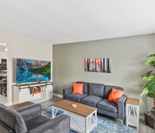 United States Illinois Champaign vacation rental compare prices direct by owner 32779516