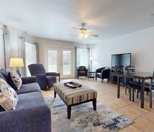 United States Texas New Braunfels vacation rental compare prices direct by owner 32556813