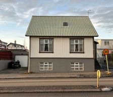Iceland Hafnarfjarðarkaupstaður Hafnarfjörður vacation rental compare prices direct by owner 33146929