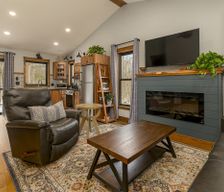 United States Illinois Carbondale vacation rental compare prices direct by owner 33539223