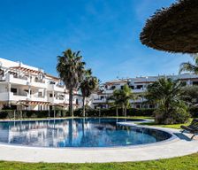 Spain Andalucía Chiclana de la Frontera vacation rental compare prices direct by owner 32246513