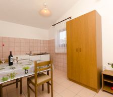 Croatia Splitsko-dalmatinska županija Okrug Gornji vacation rental compare prices direct by owner 4932178