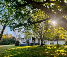 United States North Carolina Weaverville vacation rental compare prices direct by owner 33354088