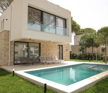 Albania Durrës County Plazhi San Pietro vacation rental compare prices direct by owner 33581845