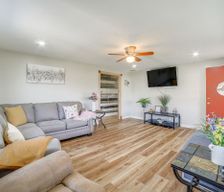 United States Indiana South Bend vacation rental compare prices direct by owner 33498786