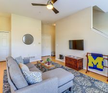 United States Michigan Northville Township vacation rental compare prices direct by owner 33577425