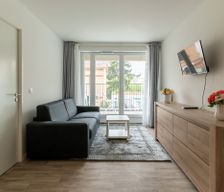 France Île-de-France Bondy vacation rental compare prices direct by owner 33460710