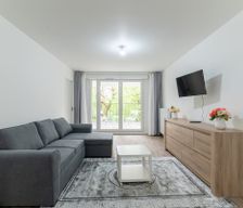 France Île-de-France Bondy vacation rental compare prices direct by owner 33460708