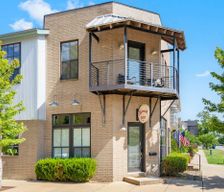 United States Arkansas Bentonville vacation rental compare prices direct by owner 33761056