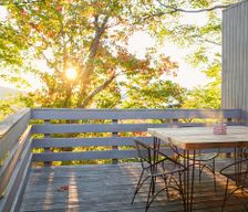 United States Vermont Warren vacation rental compare prices direct by owner 28168202