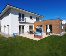 Germany Mecklenburg-Vorpommern Hohenkirchen vacation rental compare prices direct by owner 5367653