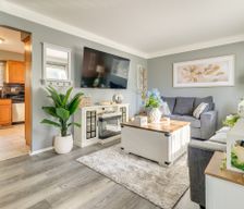 United States Michigan Westland vacation rental compare prices direct by owner 36170224