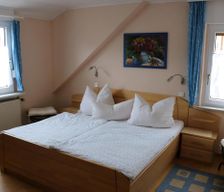 Germany Rheinland-Pfalz Alf vacation rental compare prices direct by owner 4070886