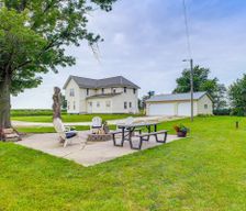 United States Iowa Marion vacation rental compare prices direct by owner 37160972