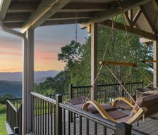 United States North Carolina Asheville vacation rental compare prices direct by owner 36825717