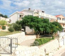 Croatia Ličko-senjska županija Zubovići vacation rental compare prices direct by owner 3972246