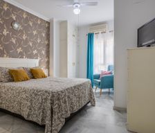 Spain Andalucía Fuengirola vacation rental compare prices direct by owner 36515507