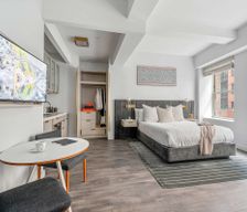 United States Hawaii New York vacation rental compare prices direct by owner 37937959