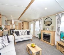 United Kingdom England Banks vacation rental compare prices direct by owner 39144684