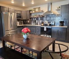 United States North Dakota West Fargo vacation rental compare prices direct by owner 38759480