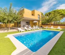 Spain Gerona / Girona L'Escala vacation rental compare prices direct by owner 29912555