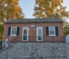 United States Missouri Saint Charles vacation rental compare prices direct by owner 38225081