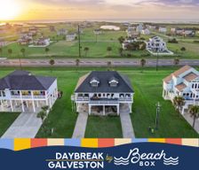 United States Texas Galveston vacation rental compare prices direct by owner 38057434