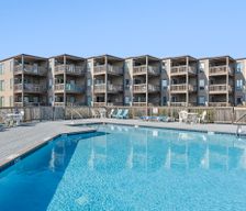 United States North Carolina Kitty Hawk vacation rental compare prices direct by owner 37710842