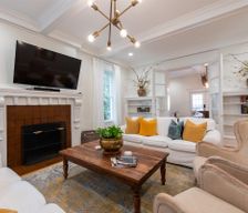 United States Kentucky Louisville vacation rental compare prices direct by owner 11397611