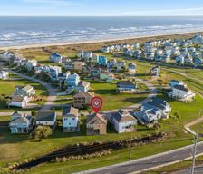 United States Texas Galveston vacation rental compare prices direct by owner 37908708