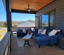 United States North Carolina Old Fort vacation rental compare prices direct by owner 36830906