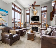 Canada British Columbia Sun Peaks vacation rental compare prices direct by owner 2491418