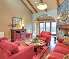 United States Arkansas Fayetteville vacation rental compare prices direct by owner 24912420
